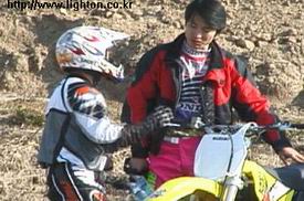 2002년 창녕 남지에서 일본선수 초청 시합과 라이딩교육에서 통역을!