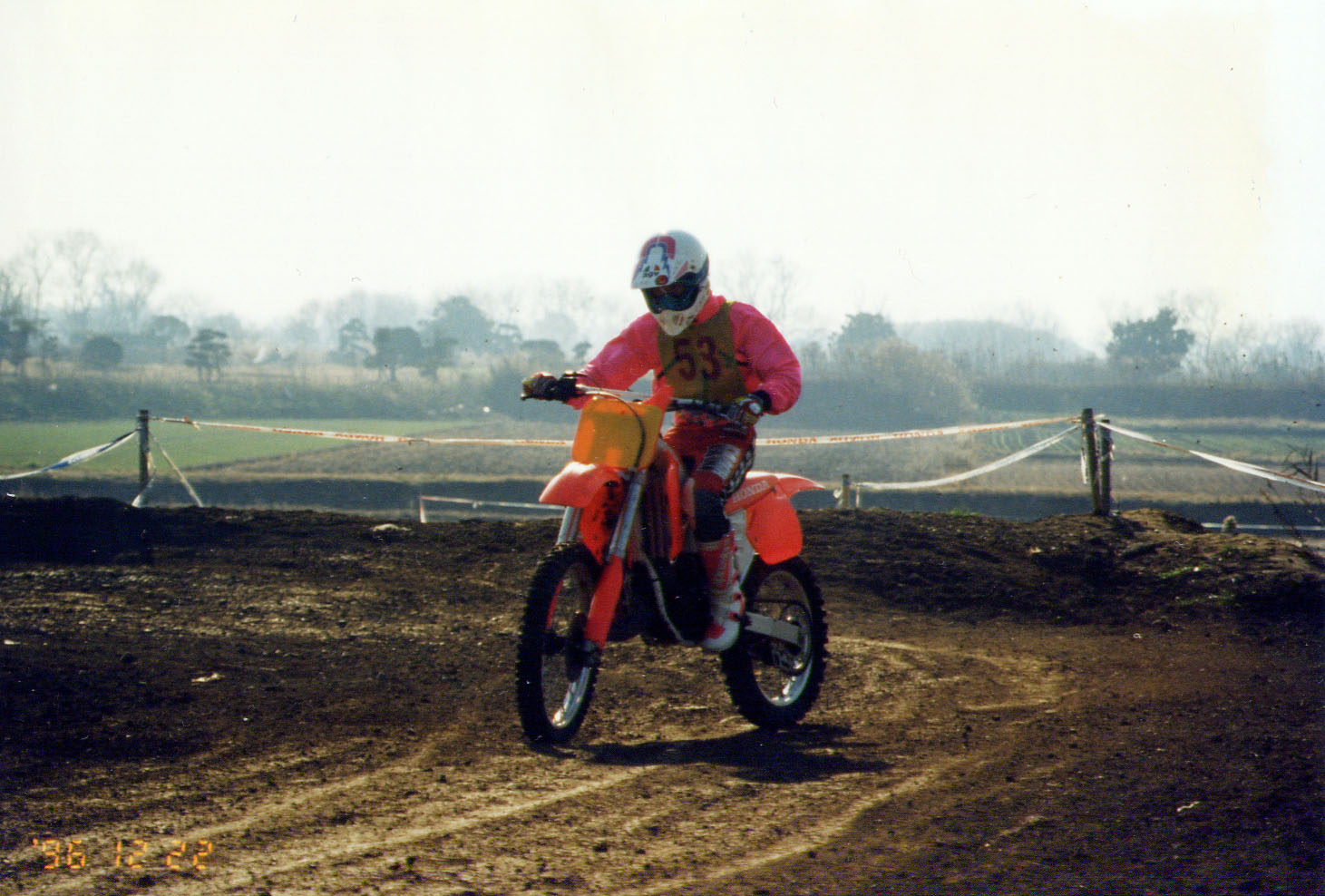 일본 사이타마 “웨스트 포인트” 모토크로스 연습장 라이딩